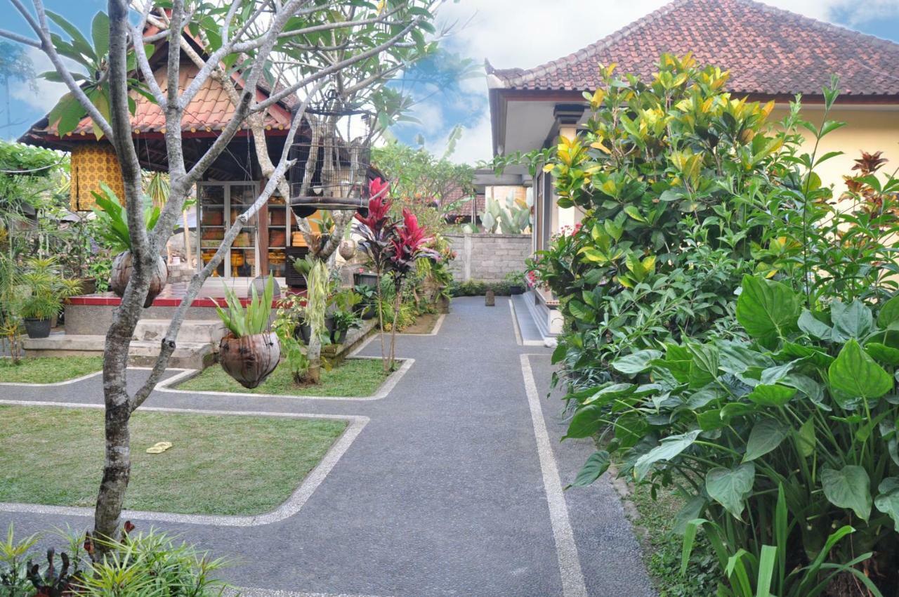 Dunung Sari Homestay Ubud Exterior foto